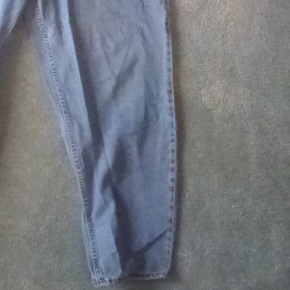 VTG Men's Levi's 550 Relaxed Fit Jeans - Picture 6 of 9